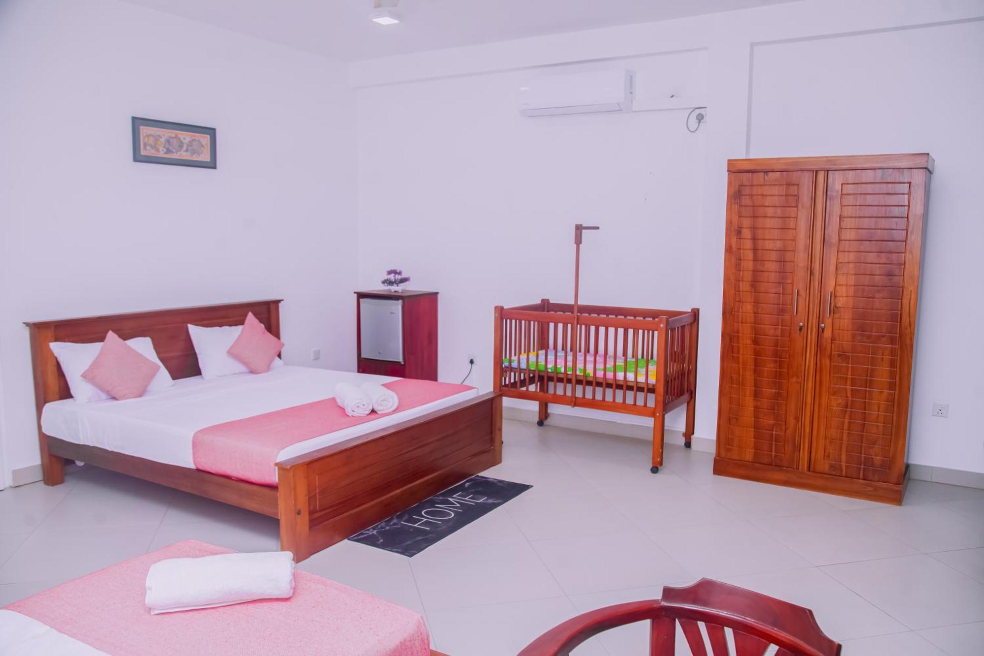 Ocean Villa Den Гале Екстериор снимка