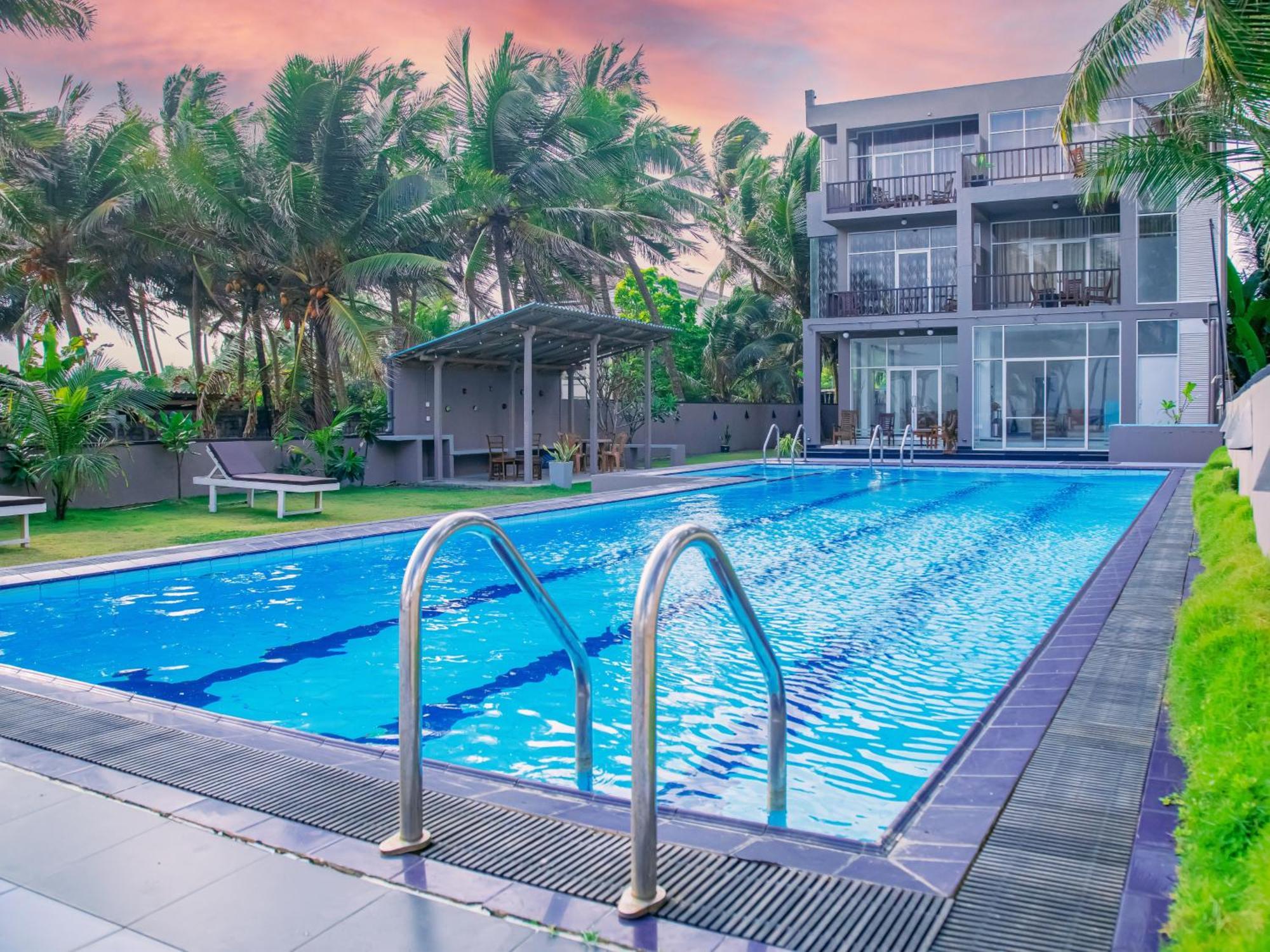 Ocean Villa Den Гале Екстериор снимка