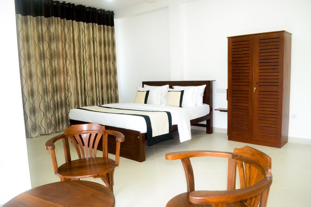 Ocean Villa Den Гале Екстериор снимка