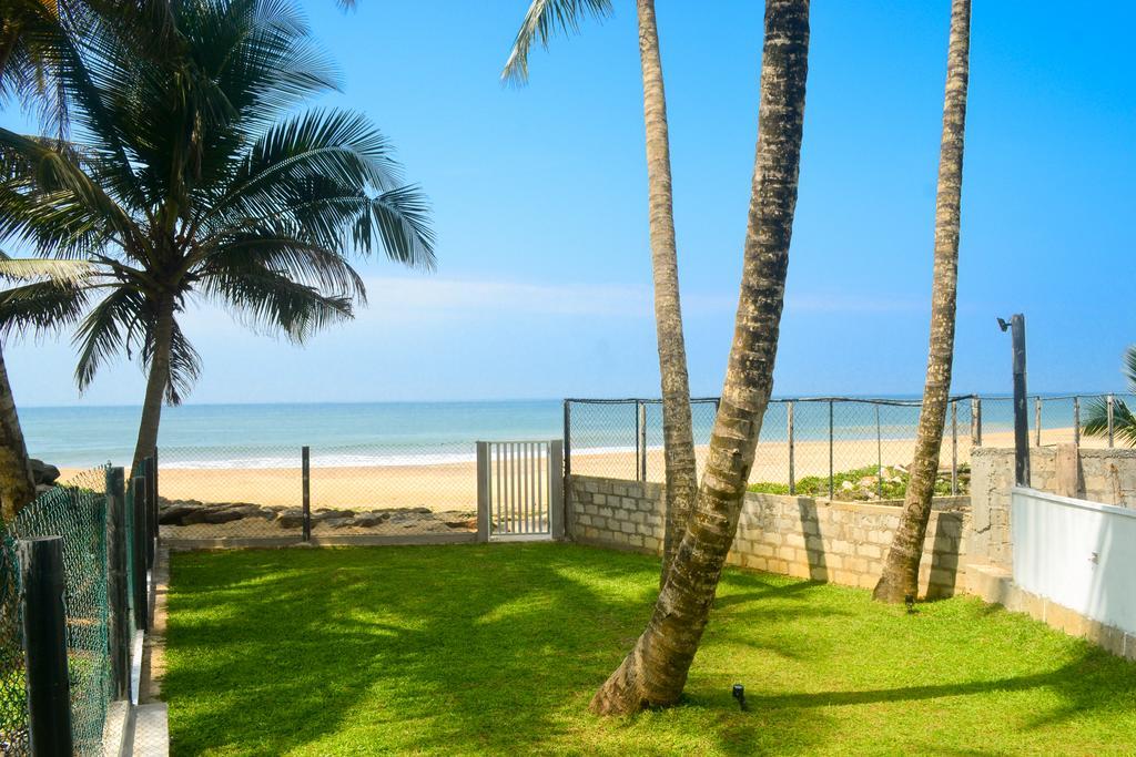Ocean Villa Den Гале Екстериор снимка