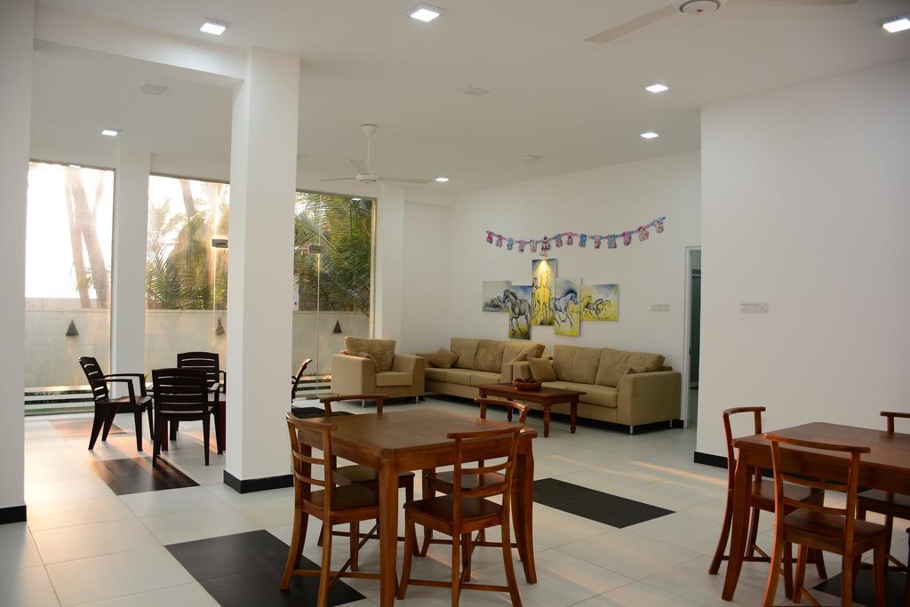 Ocean Villa Den Гале Екстериор снимка