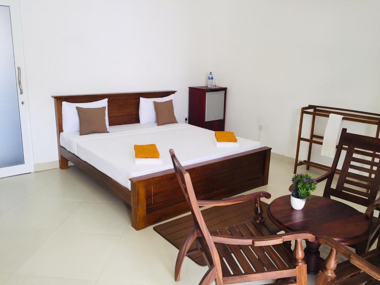 Ocean Villa Den Гале Екстериор снимка