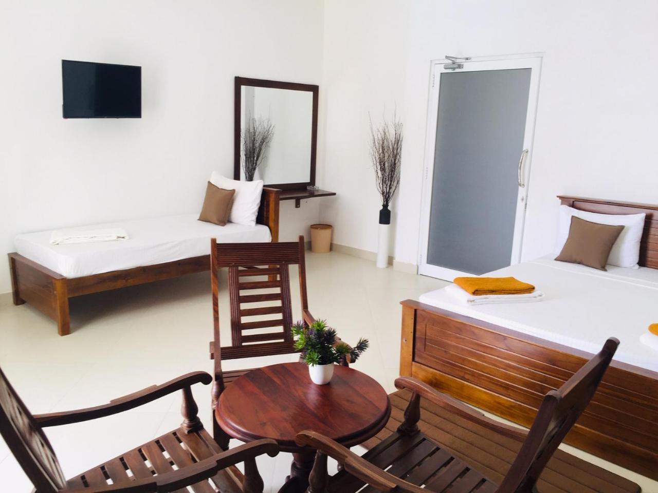 Ocean Villa Den Гале Екстериор снимка